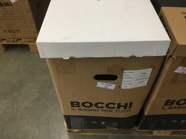 Bocchi - 1080 - hangtoilet met toiletbril - afbeelding 2 van  2