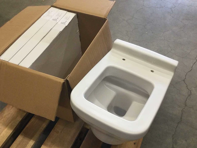 Bocchi - scala 1080 - toilet - afbeelding 1 van  3