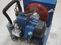 Bock - afbeelding 1 van  11