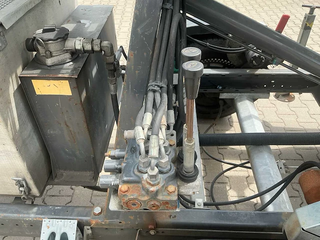 Böcker arriva hd30/1-7lh verhuislift op aanhanwagen - afbeelding 9 van  31