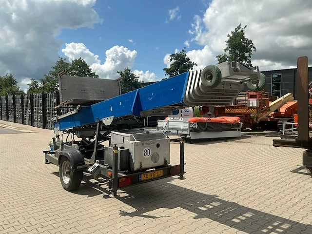 Böcker arriva hd30/1-7lh verhuislift op aanhanwagen - afbeelding 28 van  31