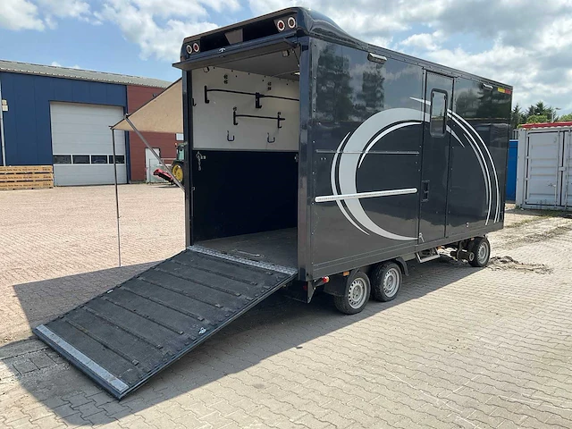 Bockmann schamelwagen / evenemententrailer - afbeelding 23 van  25