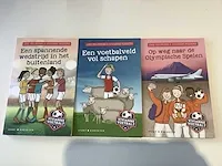 Boek (727x) - afbeelding 1 van  5