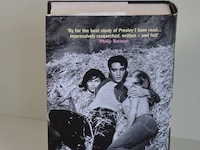 Boek: "baby, let's play house" - afbeelding 2 van  7
