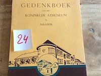 Boek: gedenkboek vh k. atheneum te maaseik - afbeelding 1 van  3