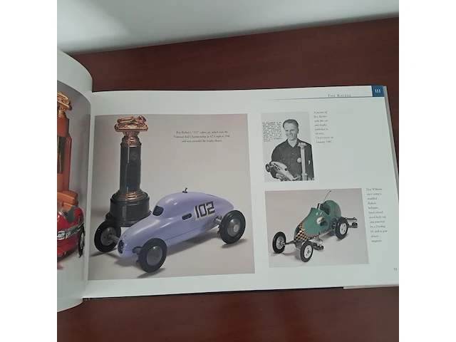 Boek "spindizzies gas powered model racers" eric zausner - afbeelding 11 van  11