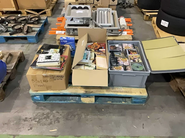 Boeken en dvd’s voor volwassenen - afbeelding 3 van  6
