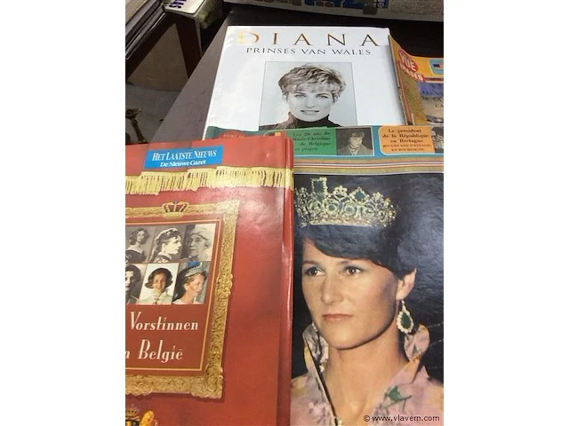 Boeken royals - afbeelding 2 van  3