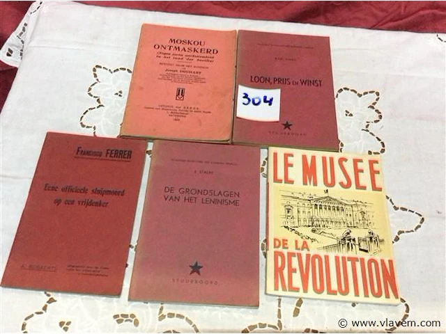 Boeken socialisme, communisme … 5stuks - afbeelding 1 van  3