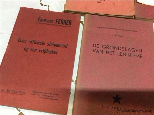 Boeken socialisme, communisme … 5stuks - afbeelding 3 van  3