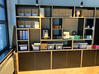 Boekenkast/ wandkast (3x) - afbeelding 2 van  5
