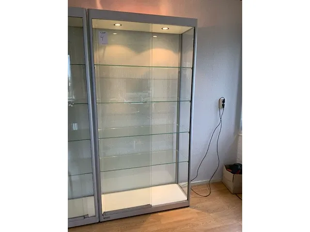 Boelstra presentatie vitrine - afbeelding 2 van  5