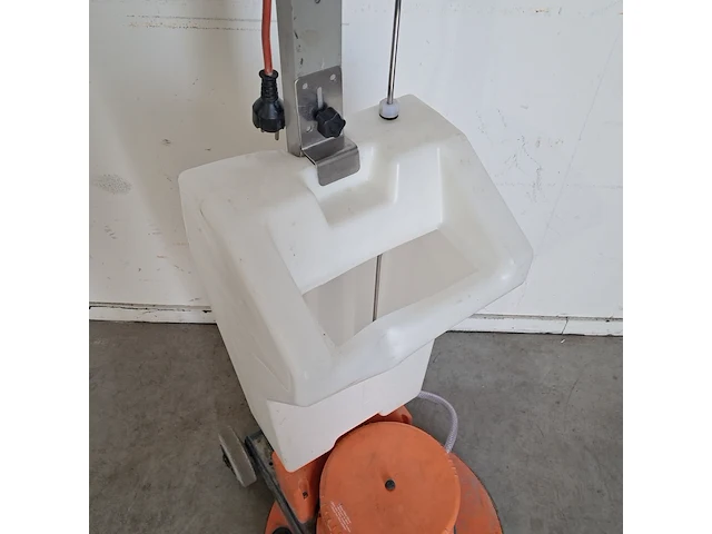 Boen-/schrobmachine 230v ~, numatic, hfm 1515, 2016 - afbeelding 8 van  13