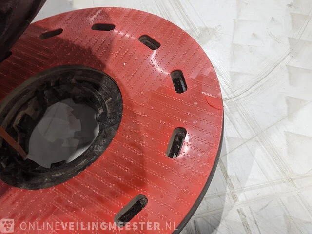 Boen-/schrobmachine numatic, hfm 1515, bouwjaar 2013 - afbeelding 3 van  14