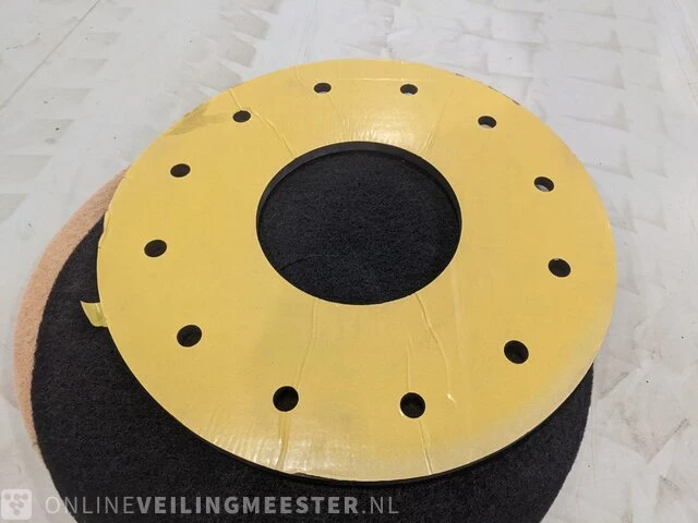 Boen-/schrobmachine numatic, hfm 1515, bouwjaar 2015 - afbeelding 7 van  18