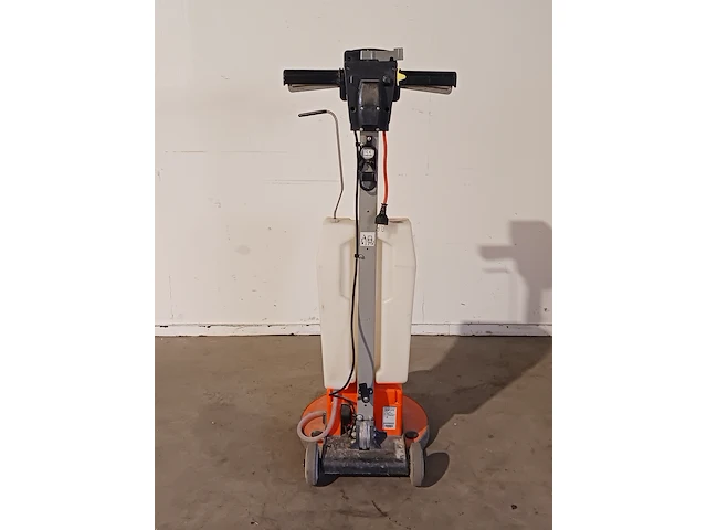 Boen-/schuurmachine - 450mm - 230v numatic, hfm 1515, bouwjaar 2018 - afbeelding 5 van  10