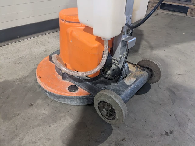 Boen-/schuurmachine - 450mm - 230v, numatic, npr 1515, 2012 - afbeelding 11 van  15
