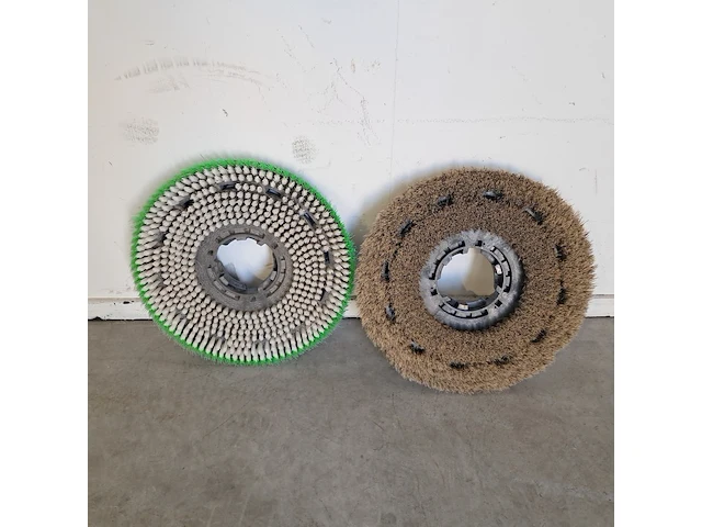 Boen-/schuurmachine - 450mm - 230v, numatic, npr 1515, 2013 - afbeelding 4 van  15