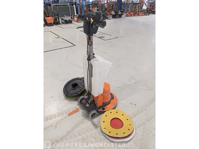 Boen-/schuurmachine numatic, hfm 1515, bouwjaar 2014 - afbeelding 7 van  12