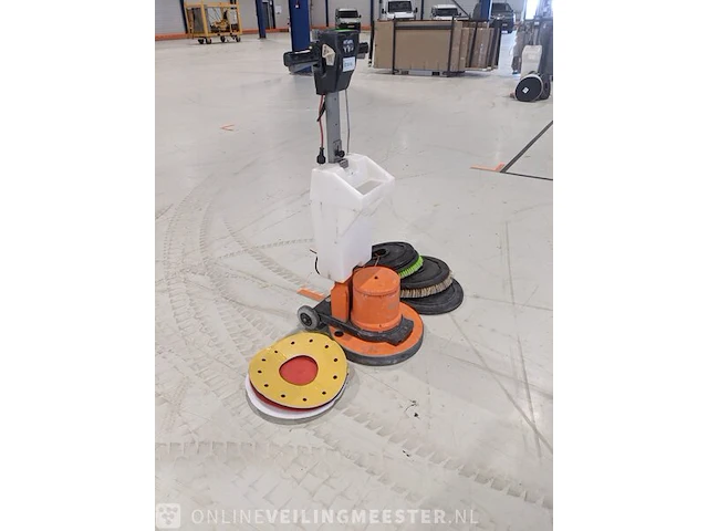Boen-/schuurmachine numatic, hfm 1515, bouwjaar 2014 - afbeelding 8 van  12