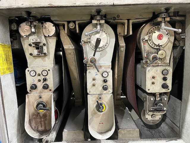Boere - elite 1100 tkks & bkks - breedbandschuurmachine - 2002 - afbeelding 13 van  41