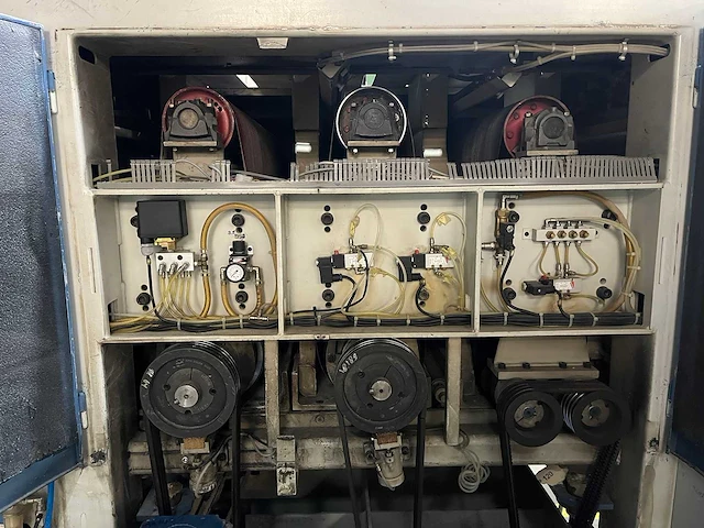 Boere - elite 1100 tkks & bkks - breedbandschuurmachine - 2002 - afbeelding 18 van  41