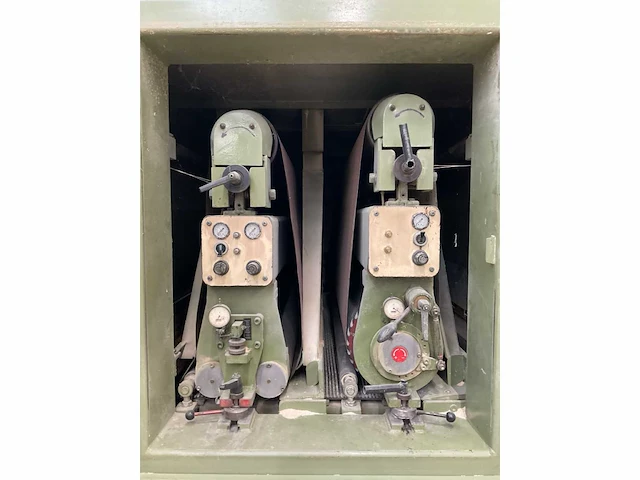 Boere tks 1300 breedbandschuurmachine - afbeelding 16 van  16