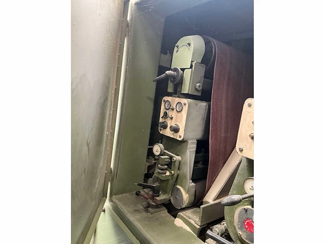 Boere tks1300 breedbandschuurmachine - afbeelding 10 van  10