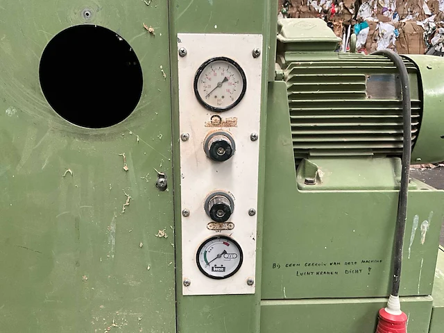 Boere tks800 bandschuurmachine - afbeelding 10 van  13