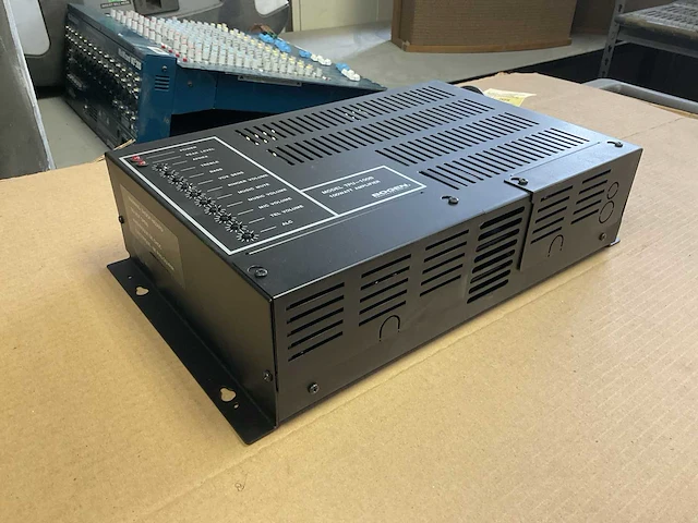 Bogen tpu-100b amplifier - afbeelding 1 van  4