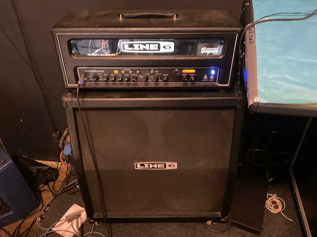 Bogner line 6 gitaarversterker - afbeelding 1 van  8