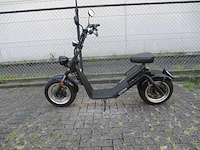Bohlt bastard luqi - big wheel elektrische chopper - sne002 - e-scooter - afbeelding 1 van  12