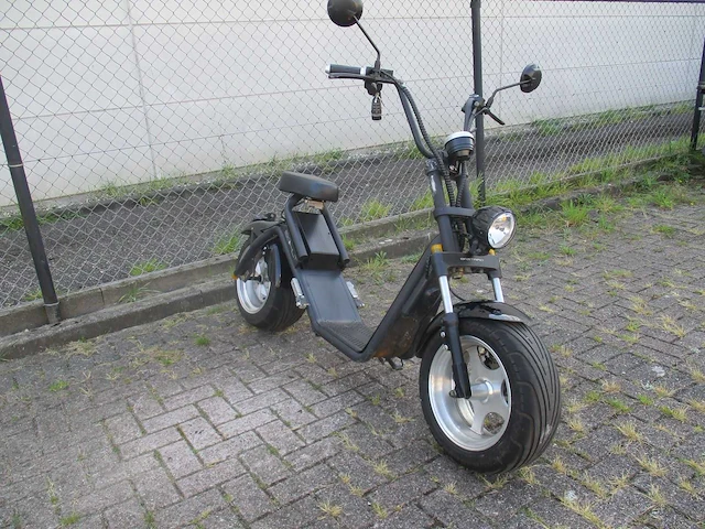 Bohlt bastard luqi - big wheel elektrische chopper - sne002 - e-scooter - afbeelding 5 van  12