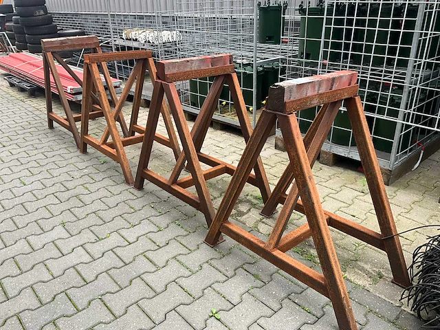 Bok (4x) - afbeelding 1 van  7