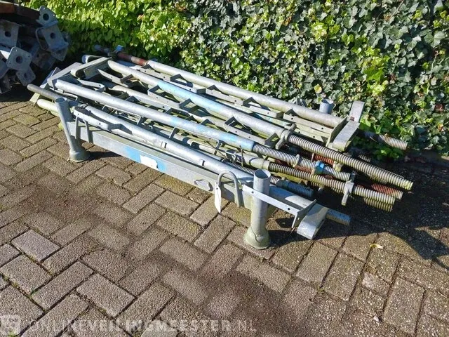 Bok met ca 14x randbeveiliging - afbeelding 1 van  3