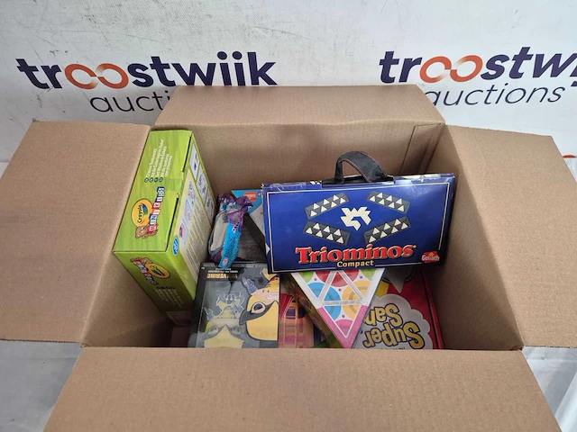 Bol overstock speelgoed - afbeelding 1 van  1