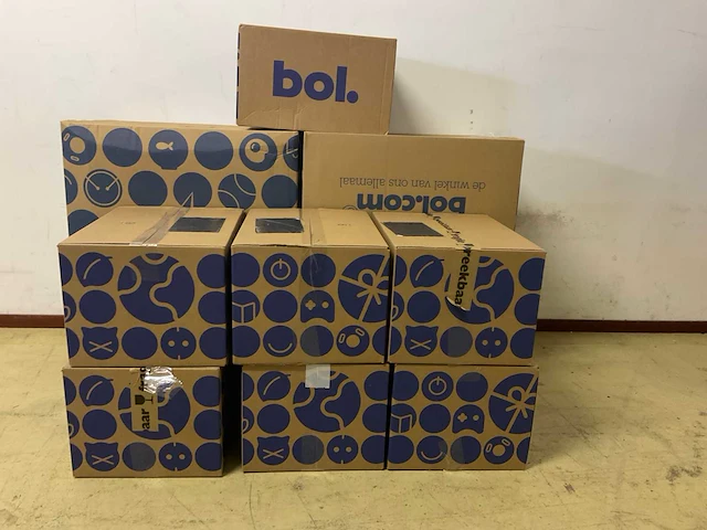Bol.com - ongeopende retourpakketten (11x) - afbeelding 1 van  1