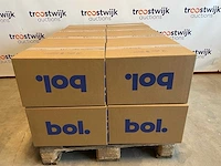 Bol.com - overstock - kleding - afbeelding 1 van  1