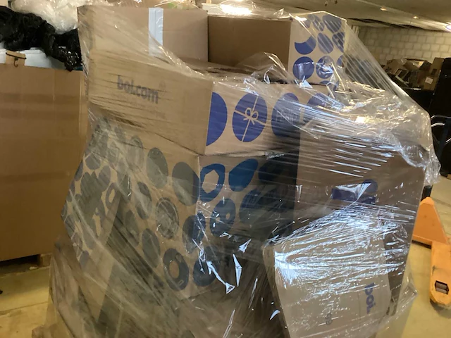 Bol.com ongeopende retourpakketten pallet retourgoederen - afbeelding 4 van  8