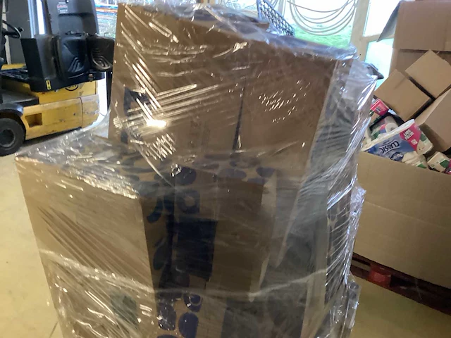 Bol.com ongeopende retourpakketten pallet retourgoederen - afbeelding 6 van  8