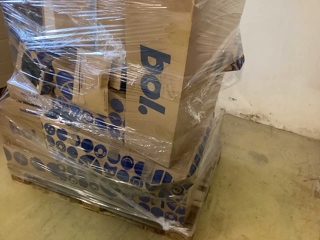 Bol.com ongeopende retourpakketten pallet retourgoederen - afbeelding 8 van  8