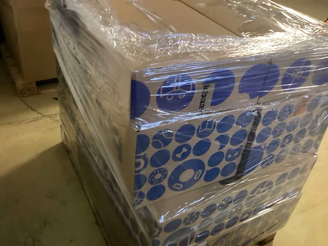 Bol.com ongeopende retourpakketten pallet retourgoederen - afbeelding 3 van  4