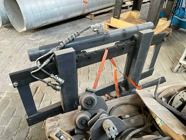 Bolzoni vorkenbord met sideshift - afbeelding 3 van  7
