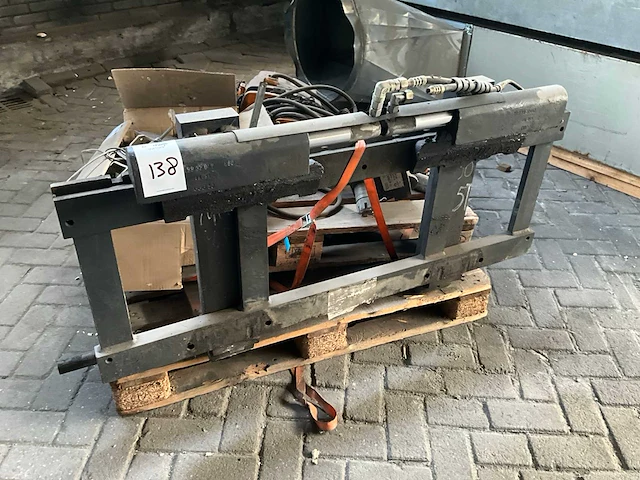 Bolzoni vorkenbord met sideshift - afbeelding 5 van  7