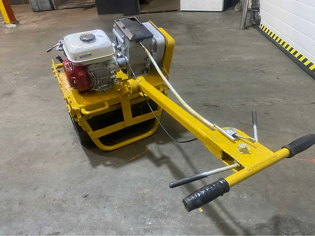 Bomag single wals - afbeelding 10 van  10