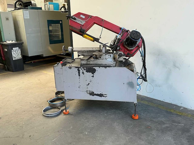 Bomar - 2002 - ergonomic 320.250 dgh - bandzaagmachine - afbeelding 7 van  14