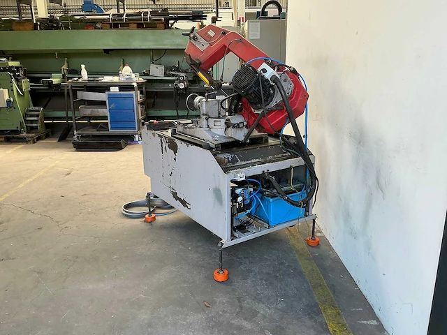 Bomar - 2002 - ergonomic 320.250 dgh - bandzaagmachine - afbeelding 9 van  14