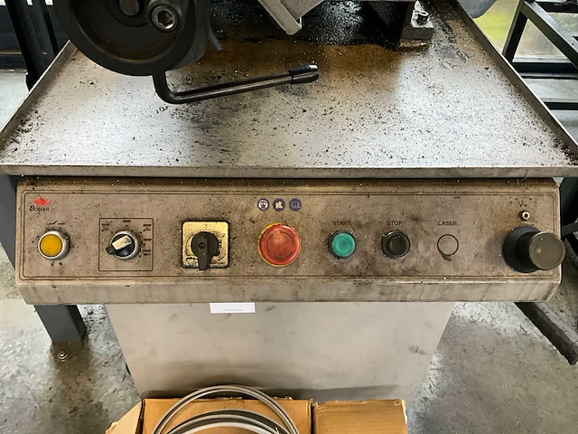 Bomar easycut 275 horizontale bandzaagmachine - afbeelding 6 van  10