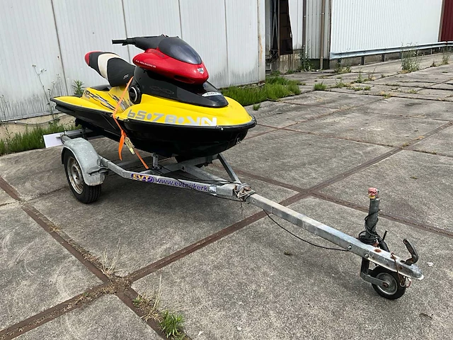Bombardi - grip-gear - waterscooter - afbeelding 21 van  22