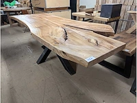 Boomstam - eetkamertafel 240 cm. - afbeelding 1 van  3